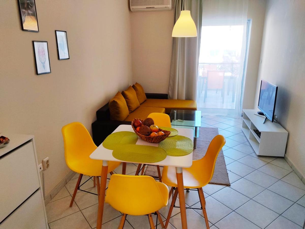 Golden Sky 3 Apartment Peraia  ภายนอก รูปภาพ