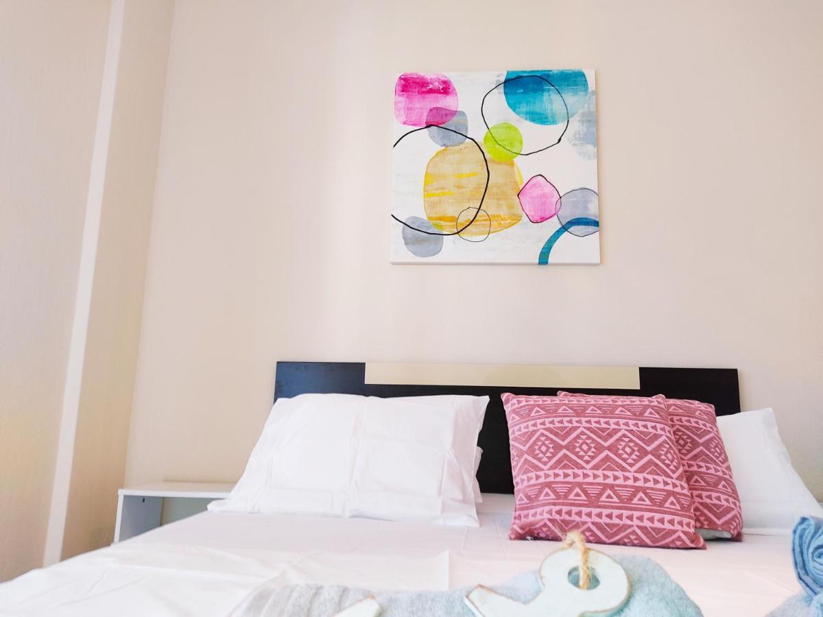 Golden Sky 3 Apartment Peraia  ภายนอก รูปภาพ