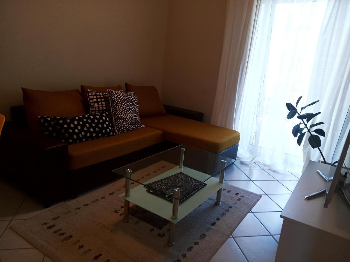 Golden Sky 3 Apartment Peraia  ภายนอก รูปภาพ